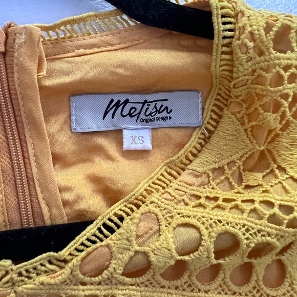 Dress - Picture 2 of 3